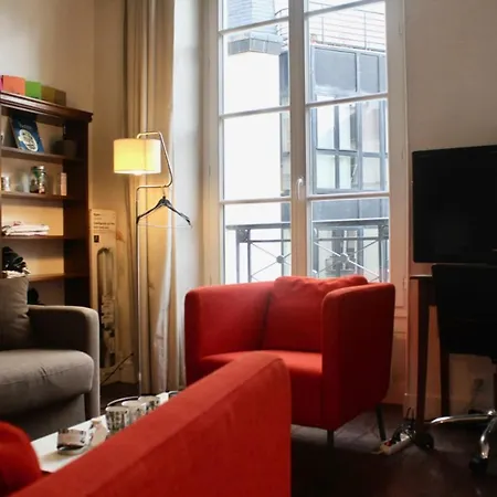 Apartment Charming Bright Apt In The Marais Paris